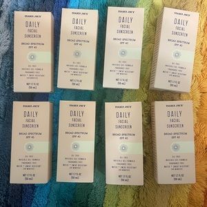 8 Trader Joe’s daily facial sunscreen spf 40 (Supergoop dupe!) bundle of 8!!!